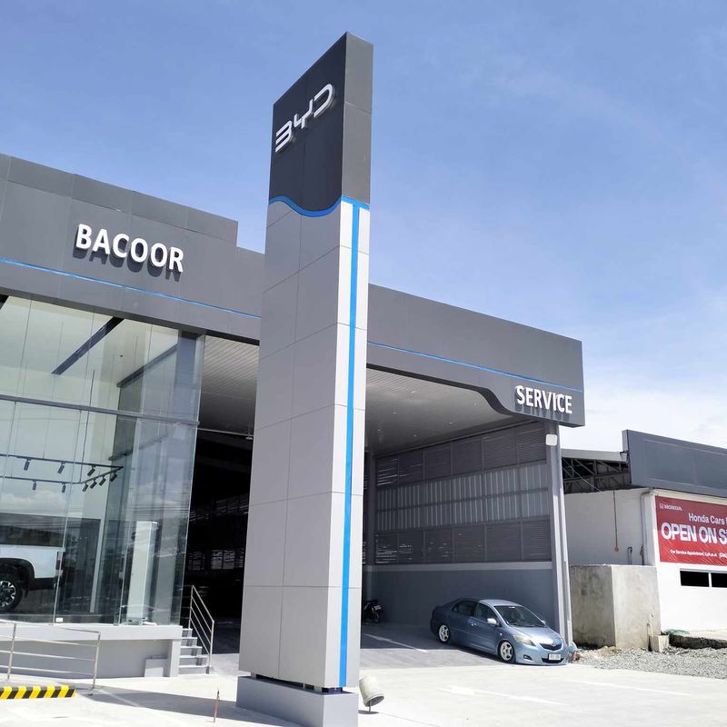 BYD Bacoor pylon and showroom facade